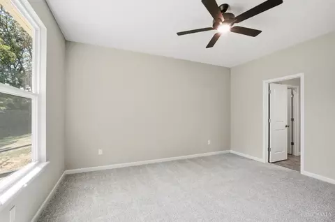 Bedroom - 1255 Eagle Blvd, Hamilton Township, OH 45039 photo 4 of 10