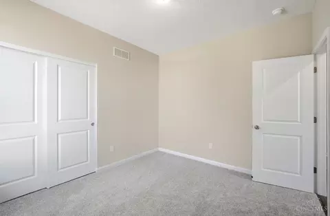 Bedroom - 1255 Eagle Blvd, Hamilton Township, OH 45039 photo 10 of 10