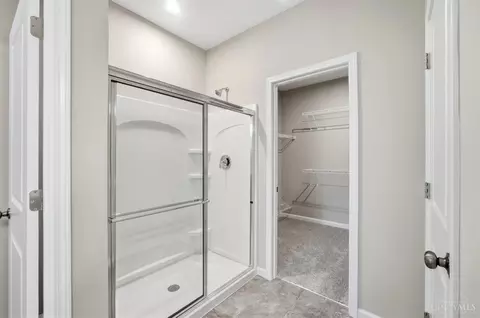 Entry Way - 1255 Eagle Blvd, Hamilton Township, OH 45039 photo 8 of 10