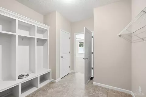 Entry Way - 1255 Eagle Blvd, Hamilton Township, OH 45039 photo 9 of 10