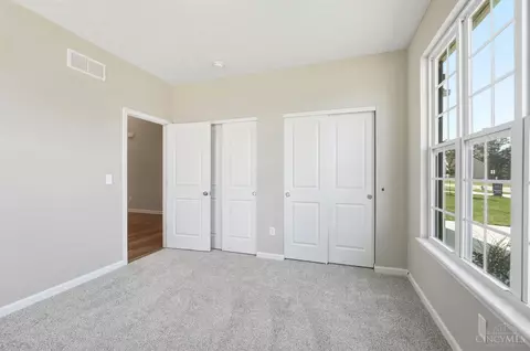 Bedroom - 1255 Eagle Blvd, Hamilton Township, OH 45039 photo 6 of 10