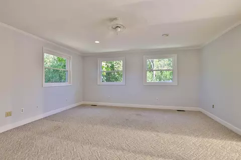 Bedroom - 11220 Foremark Dr, Blue Ash, OH 45241 photo 1 of 9