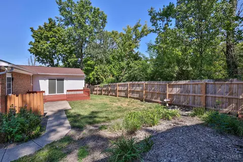 Exterior - 11220 Foremark Dr, Blue Ash, OH 45241 photo 6 of 9