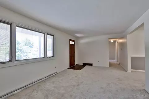 Living - 11220 Foremark Dr, Blue Ash, OH 45241 photo 3 of 4