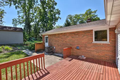 Exterior - 11220 Foremark Dr, Blue Ash, OH 45241 photo 5 of 9