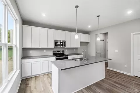 Kitchen - 1247 Eagle Blvd, Maineville, OH 45039 photo 3 of 3