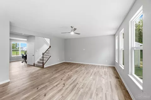 Living - 1247 Eagle Blvd, Maineville, OH 45039 photo 2 of 5