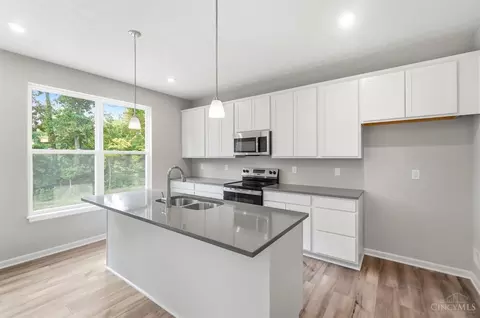 Kitchen - 1247 Eagle Blvd, Maineville, OH 45039 photo 1 of 3