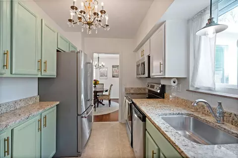 Kitchen - 7212 Garden Rd, Cincinnati, OH 45236 photo 3 of 3