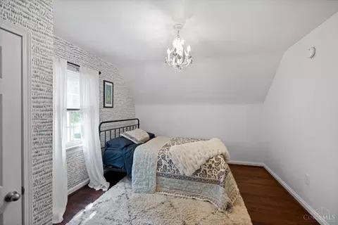 Bedroom - 7212 Garden Rd, Cincinnati, OH 45236 photo 3 of 3
