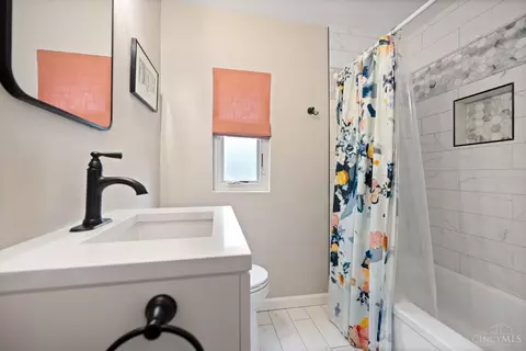 Bath - 7212 Garden Rd, Cincinnati, OH 45236 photo 1 of 1