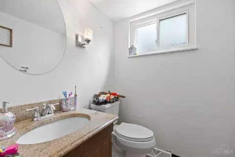745 Evangeline Rd, Forest Park, OH 45240 photo 14