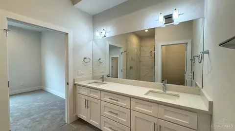3912 Edwards Rd, Cincinnati, OH 45209 photo 21