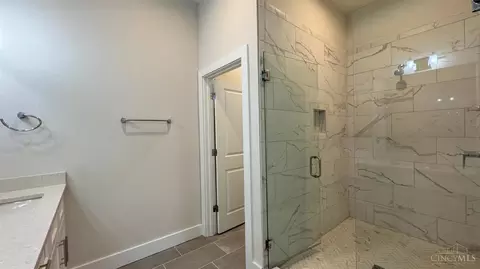 3912 Edwards Rd, Cincinnati, OH 45209 photo 20