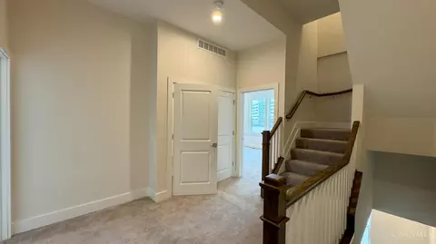 3912 Edwards Rd, Cincinnati, OH 45209 photo 16