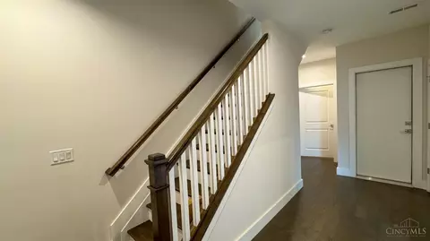 3912 Edwards Rd, Cincinnati, OH 45209 photo 4