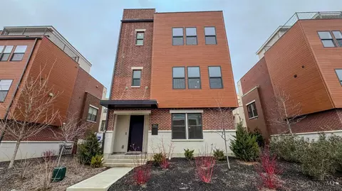 3912 Edwards Rd, Cincinnati, OH 45209