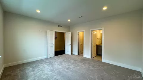 3912 Edwards Rd, Cincinnati, OH 45209 photo 13