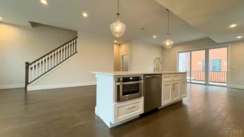 3912 Edwards Rd, Cincinnati, OH 45209 photo 9
