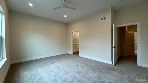 3912 Edwards Rd, Cincinnati, OH 45209 photo 18