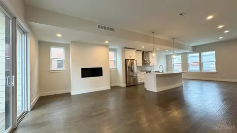 3912 Edwards Rd, Cincinnati, OH 45209 photo 10