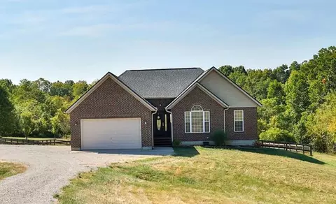 403 Felicity Higginsport Rd, Felicity, OH 45120