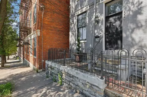 Exterior - 320 Mulberry St, Cincinnati, OH 45202 photo 5 of 12