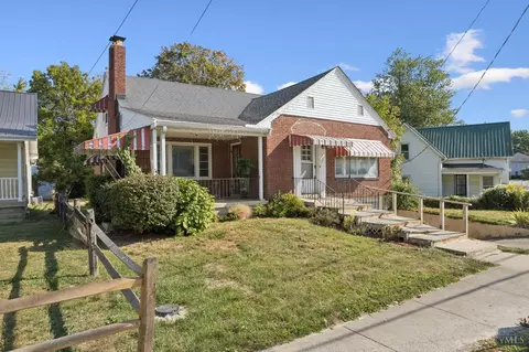 151 Winchester St, Sardinia, OH 45171