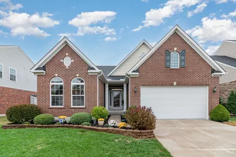 6478 Holly Ln, Hamilton, OH 45011