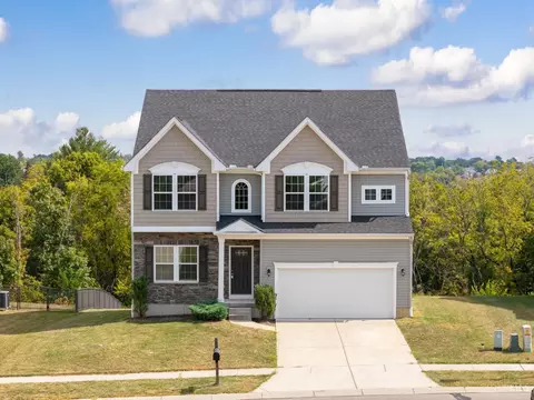 8158 Valley Crossing Dr, Colerain Twp, OH 45247