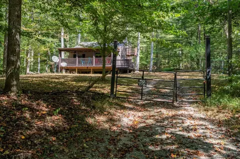 442 Cole Ln, Peebles, OH 45660
