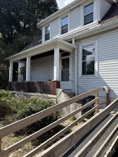 1373 Section Rd, Cincinnati, OH 45237 photo 3