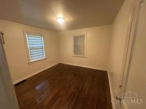 Bedroom - 8615 Monroe Ave, Cincinnati, OH 45242 photo 1 of 2