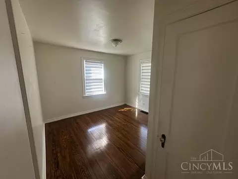 Bedroom - 8615 Monroe Ave, Cincinnati, OH 45242 photo 2 of 2
