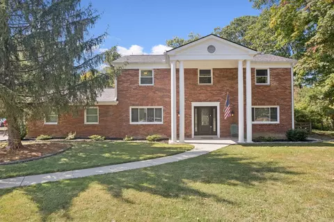 882 Quailwoods Dr, Loveland, OH 45140