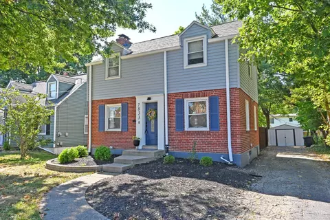 7833 Plainfield Rd, Deer Park, OH 45236