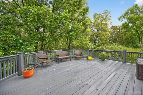 Exterior - 4723 Brookfield Ct, Cincinnati, OH 45244 photo 7 of 10