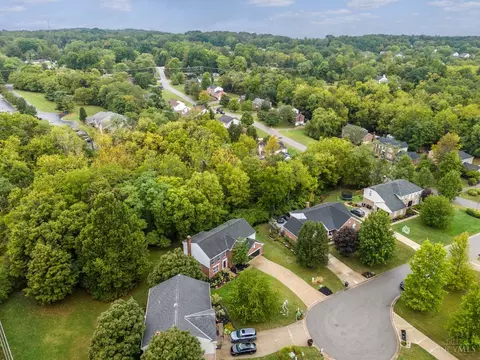 View/Area - 4723 Brookfield Ct, Cincinnati, OH 45244 photo 2 of 9