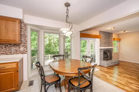 Dining - 3076 Hoock Ct, Cincinnati, OH 45239 photo 4 of 4