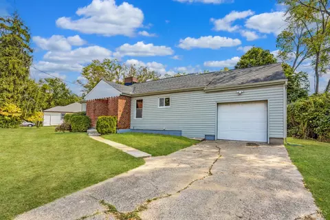 5490 Kennedy Ave, Cincinnati, OH 45213