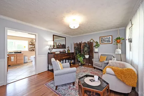 4417 Wiborg Dr, Cincinnati, OH 45244 photo 5