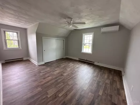 Bedroom - 9 Sugar St, Sinking Spring, OH 45172 photo 5 of 6