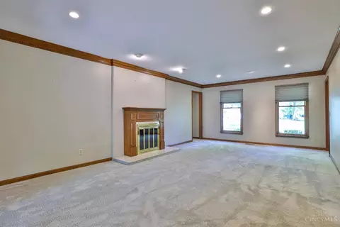 11053 Toddtee Ln, Montgomery, OH 45242 photo 9