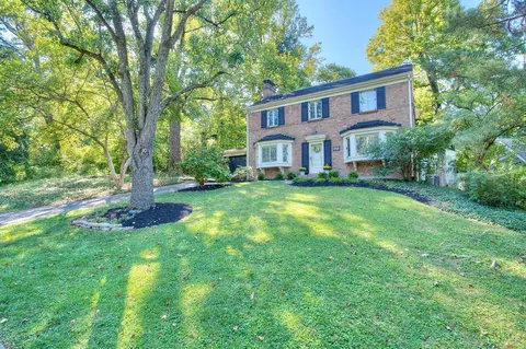 1909 Gregory Ln, Cincinnati, OH 45206 photo 4