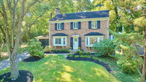 1909 Gregory Ln, Cincinnati, OH 45206