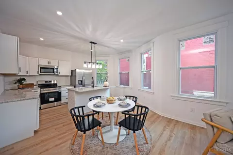 Dining - 1120 Carson Ave, Cincinnati, OH 45205 photo 2 of 3