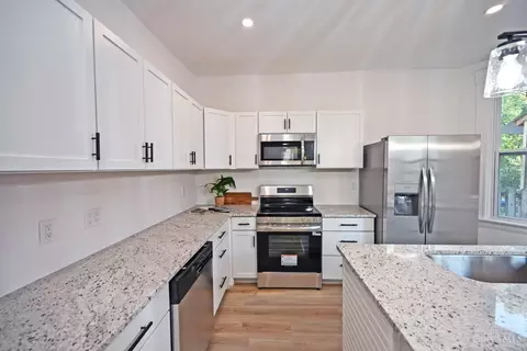 Kitchen - 1120 Carson Ave, Cincinnati, OH 45205 photo 2 of 4