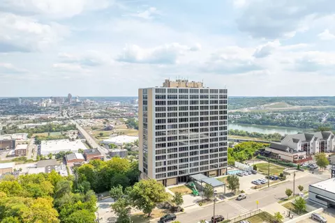 810 Matson Pl, Cincinnati, OH 45204