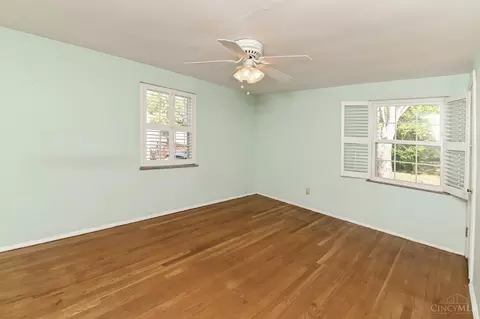 Bedroom - 1842 Centerridge Ave, Cincinnati, OH 45231 photo 1 of 7