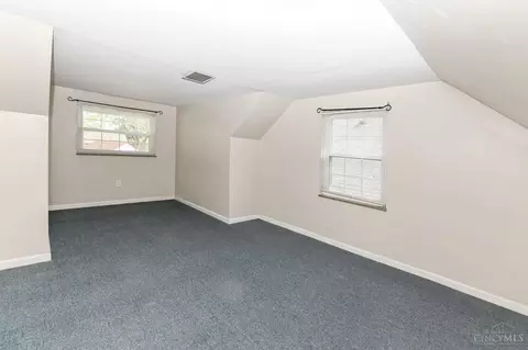 Bedroom - 1842 Centerridge Ave, Cincinnati, OH 45231 photo 6 of 7